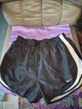 NIKE Women's Black Running Shorts